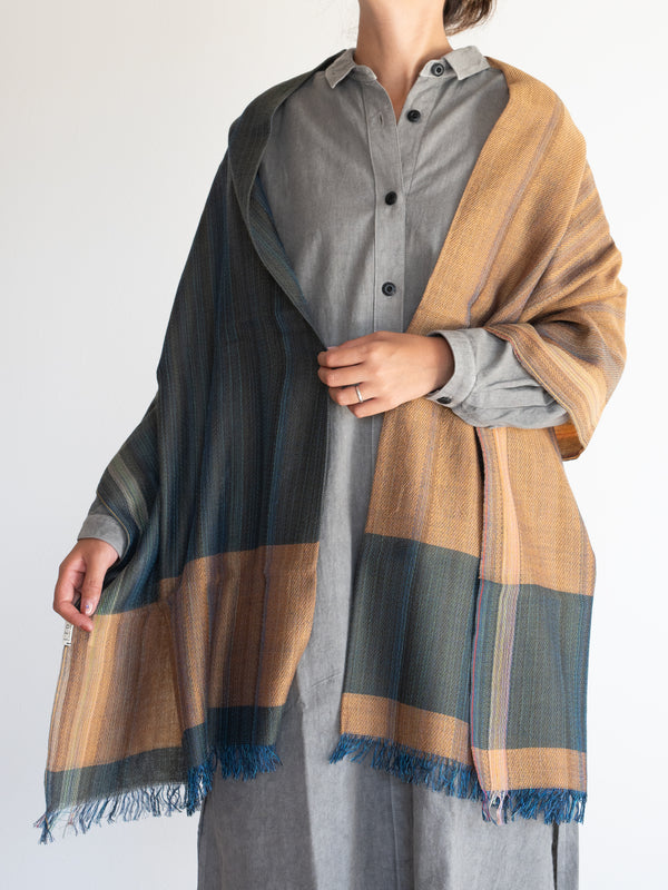 STANDARD / TWO-TONE MERINO WOOL SHAWL