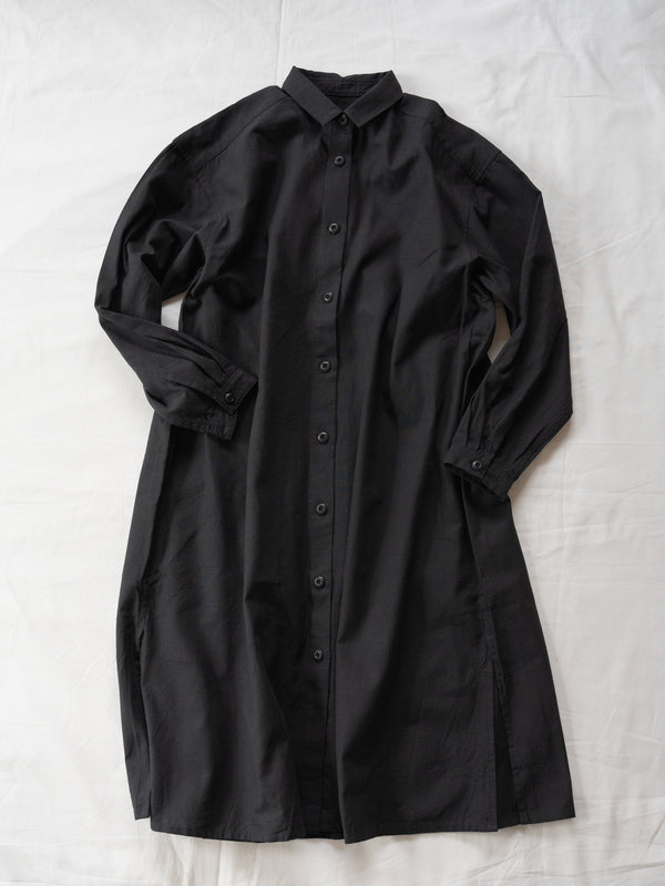 WOMEN'S / BLACK DRESS SHIRT