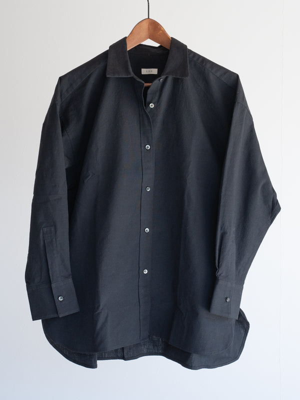 WOMEN’S RELAXED SHIRT - LONG SLEEVE
