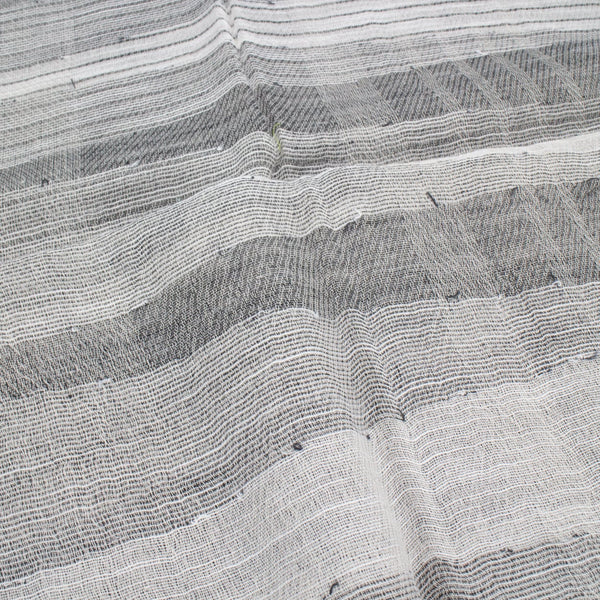 STANDARD / HANDMADE YARN COTTON SHAWL