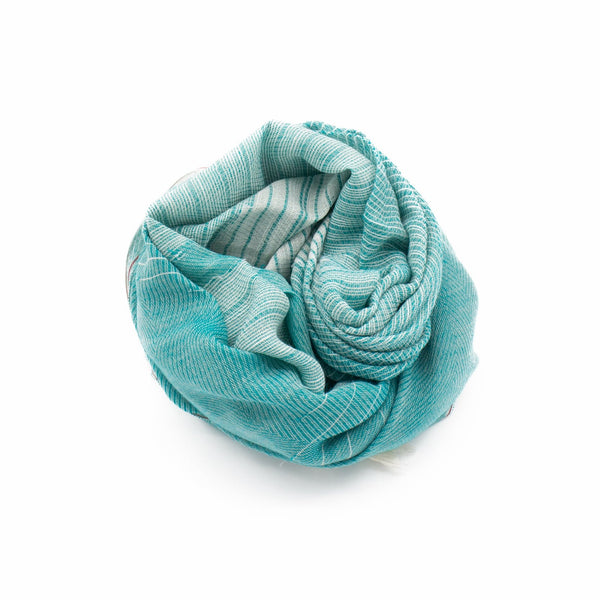 STANDARD / HANDMADE YARN COTTON SHAWL