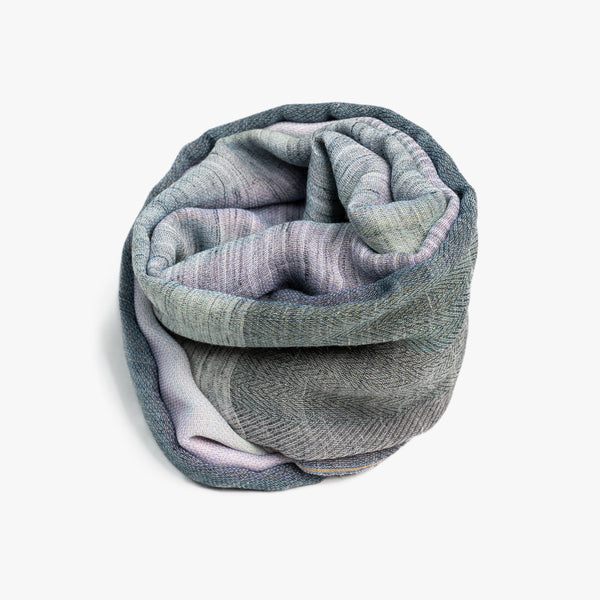 STANDARD / GRADIENT WEAVE COTTON SHAWL