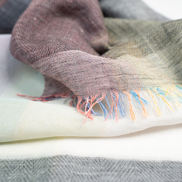 STANDARD / GRADIENT WEAVE COTTON SHAWL