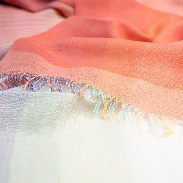 STANDARD / GRADIENT WEAVE COTTON SHAWL
