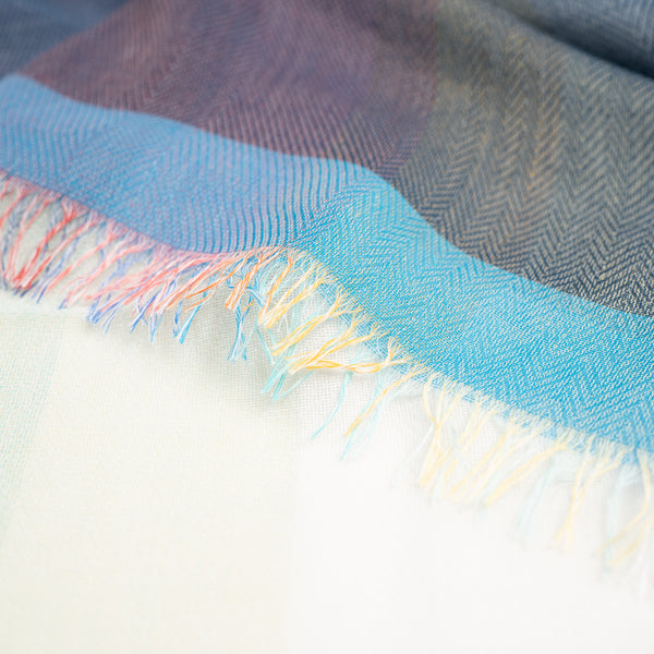 STANDARD / GRADIENT WEAVE COTTON SHAWL