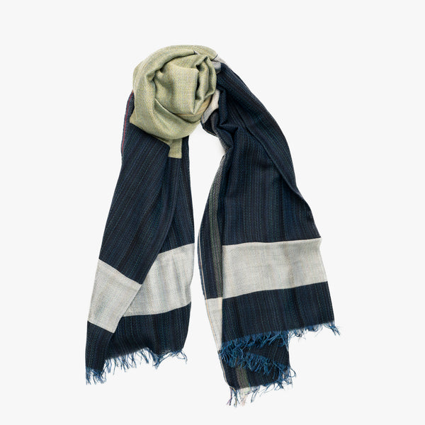 STANDARD / THREE-TONE MERINO WOOL SHAWL