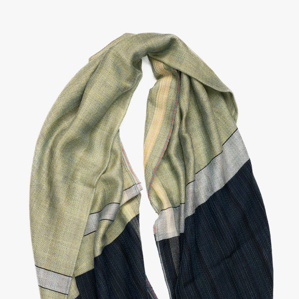 STANDARD / THREE-TONE MERINO WOOL SHAWL