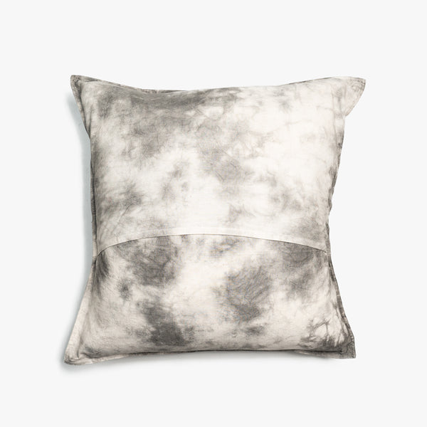 Soot-dyed cushion cover / SOOT